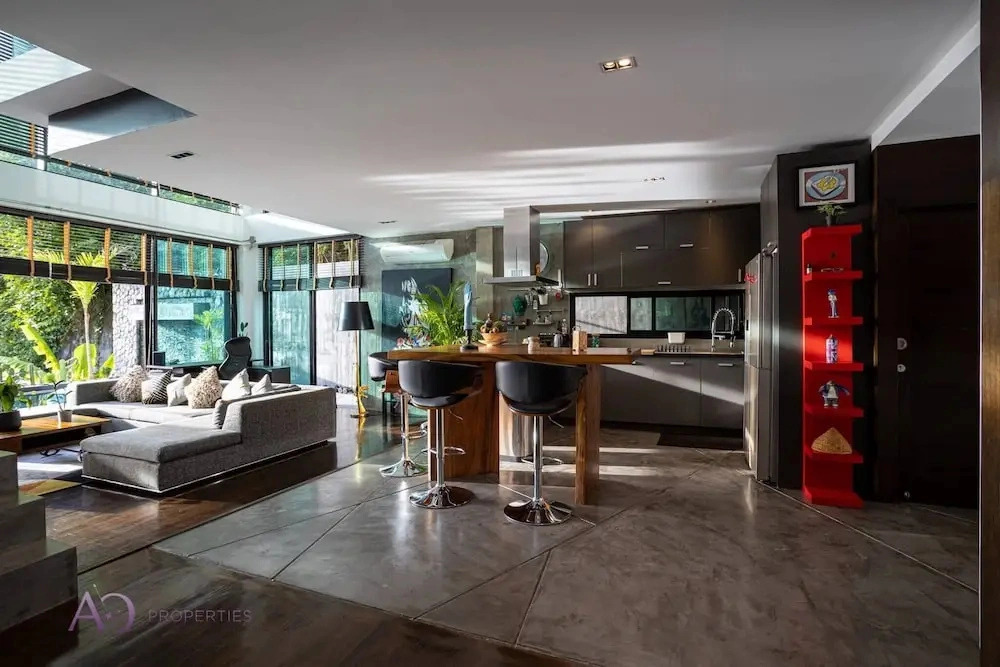 Stylish 4 Bedroom Seaview Pool Villa