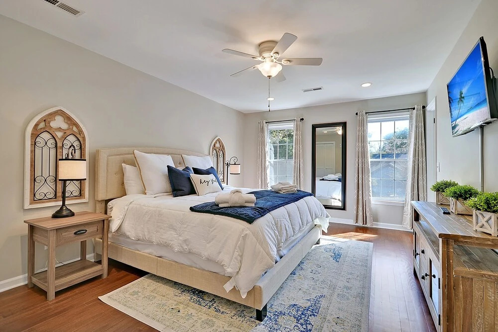 High-End Townhouse, Near Beach, Dining, Downtown townhouse