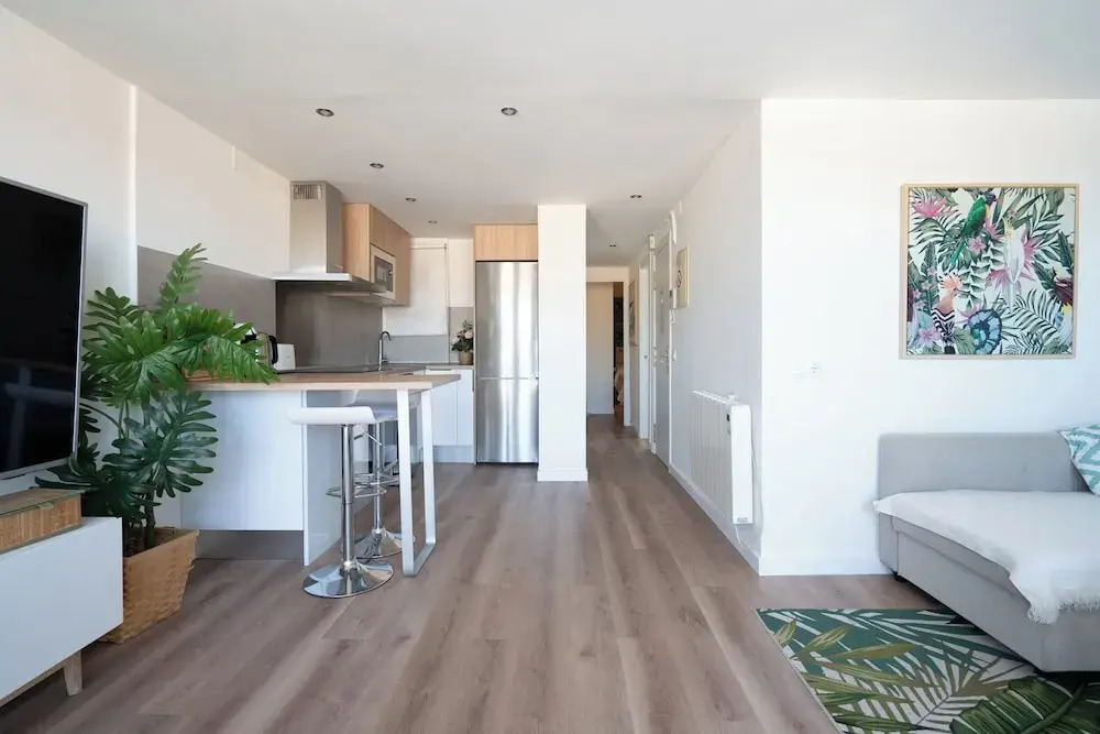 Castelldefels - Apartment - Sleeps 4 - Beach Side