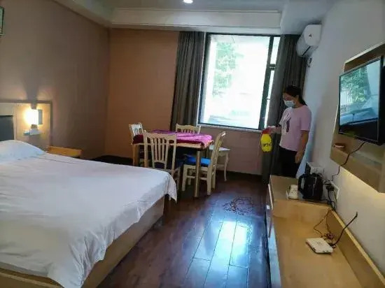 Shunjing Hotel