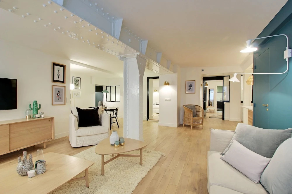 Pick A Flat's Chatelet Jour apartments