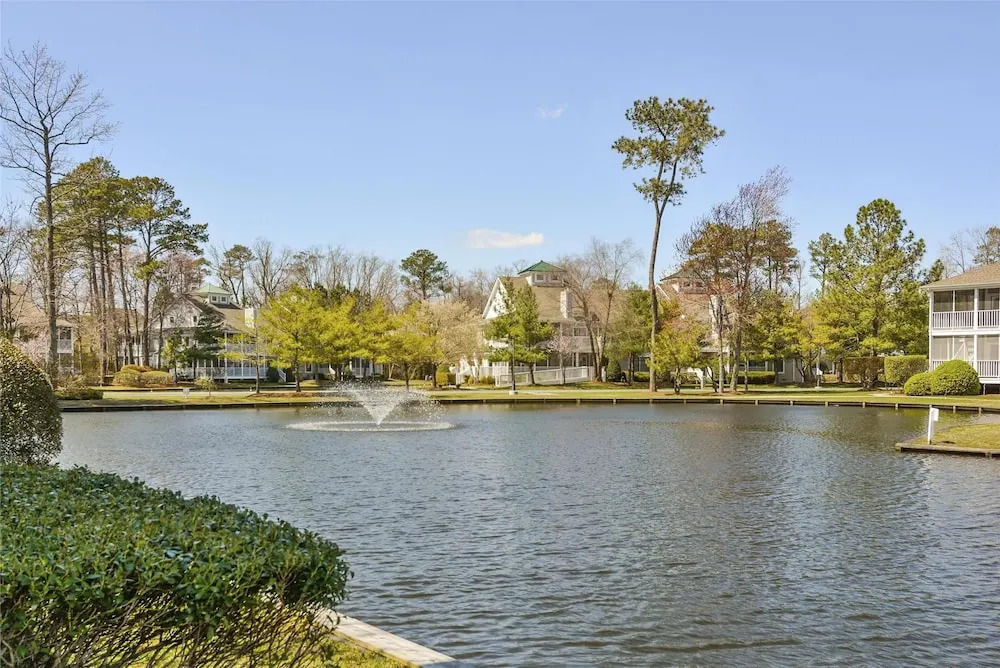 Sea Colony W 11008 Evergreen by Long & Foster