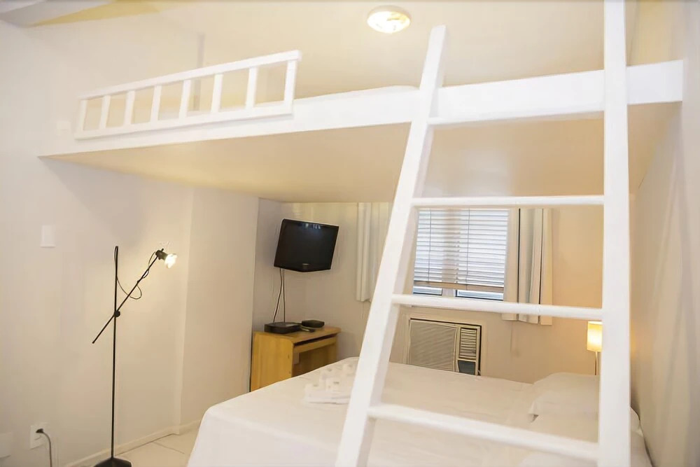 Quarto e Sala Copacabana - RSL363-703