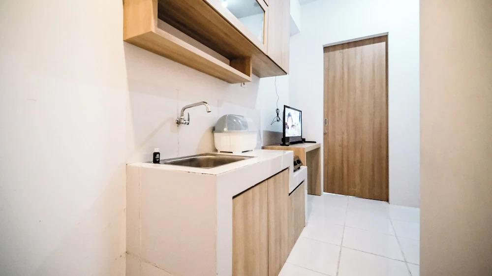 Simple And Comfortable Living 1Br At The City Square Apartment