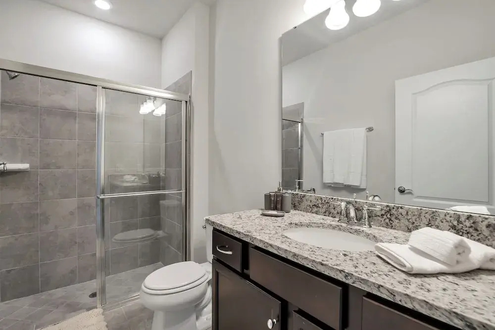7420 Oakmoss Loop