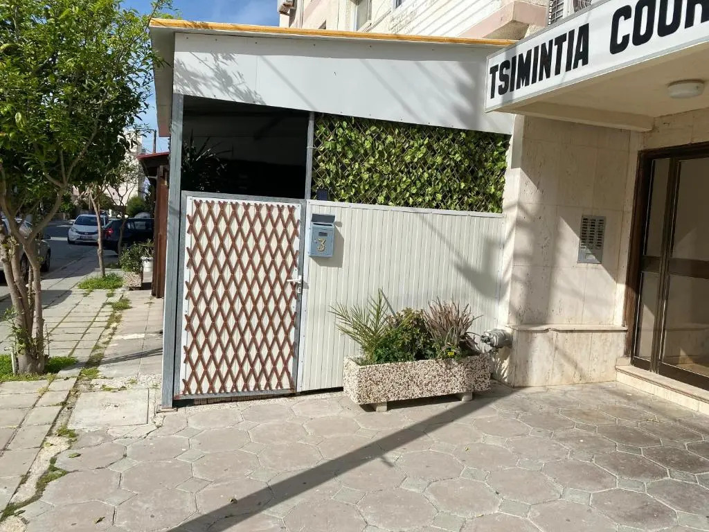 Tsimintia Ground Floor Apartment 03
