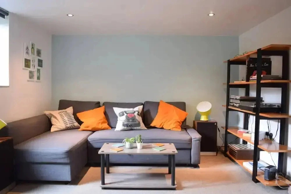 Camden Canal - 1 Bedroom Apartment 2nd Floor Walk Up - Aak 48763