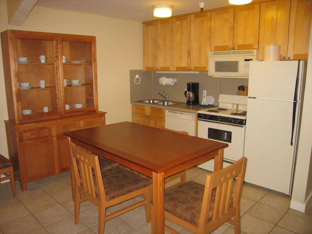 GetAways at Park Regency Resort