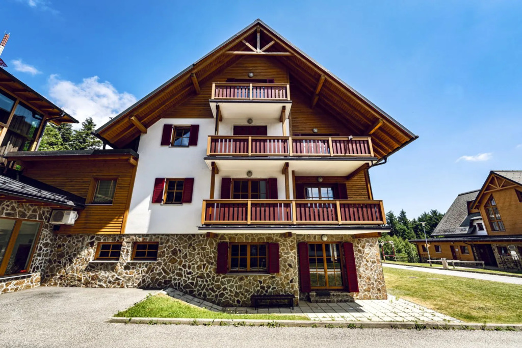 Pohorje Village Wellbeing Resort - Forest Hotel Videc