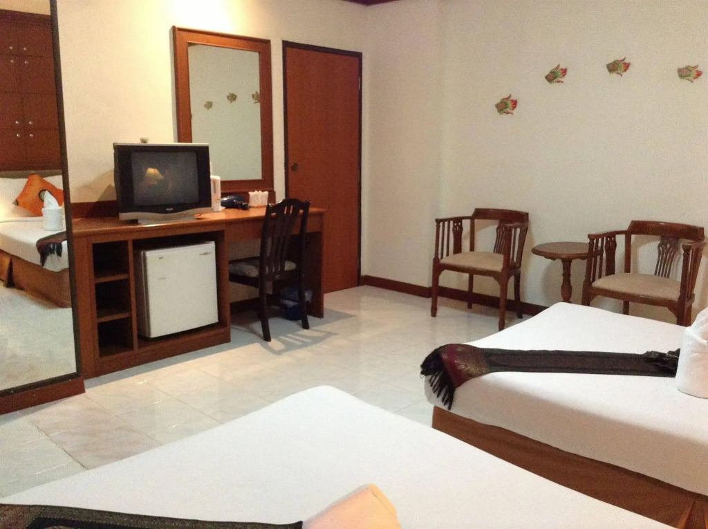 SEATEL Phuket, Patong Beach
