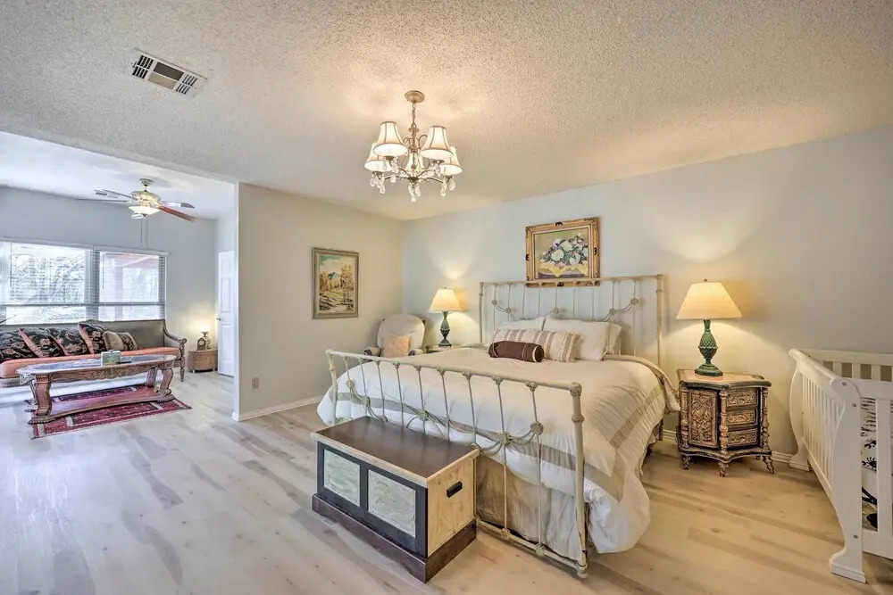 Private Pond + Patio: Expansive Escape in Rogers
