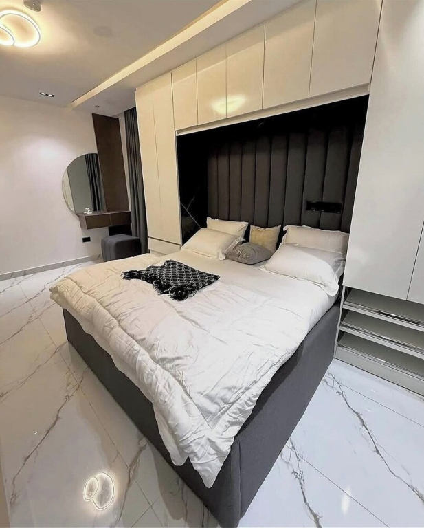 The Jhash Serviced Apartment