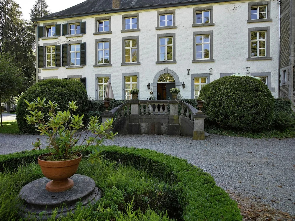 Apartment in the Beautiful Castle Chateau de Dieupart