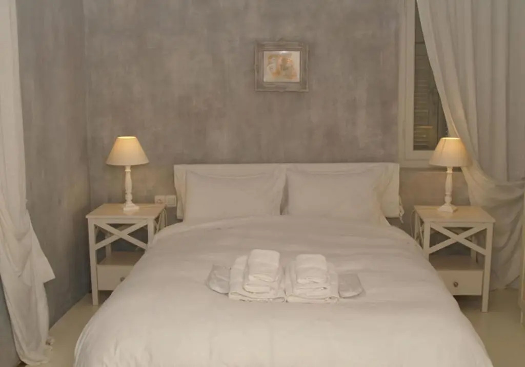 Katikies Manis Suites