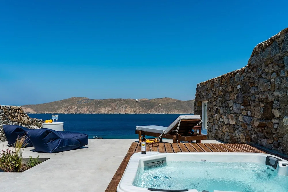 Villa Akoya II by The Pearls Collection