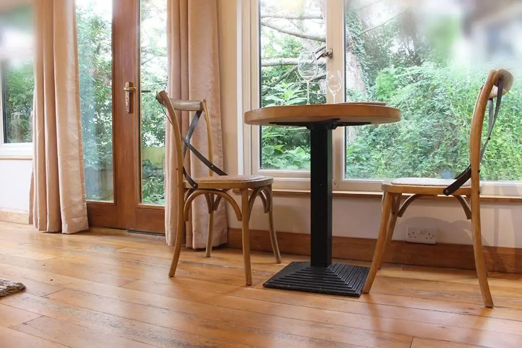 Peaceful & Central Self Contained 1 Bedroom House