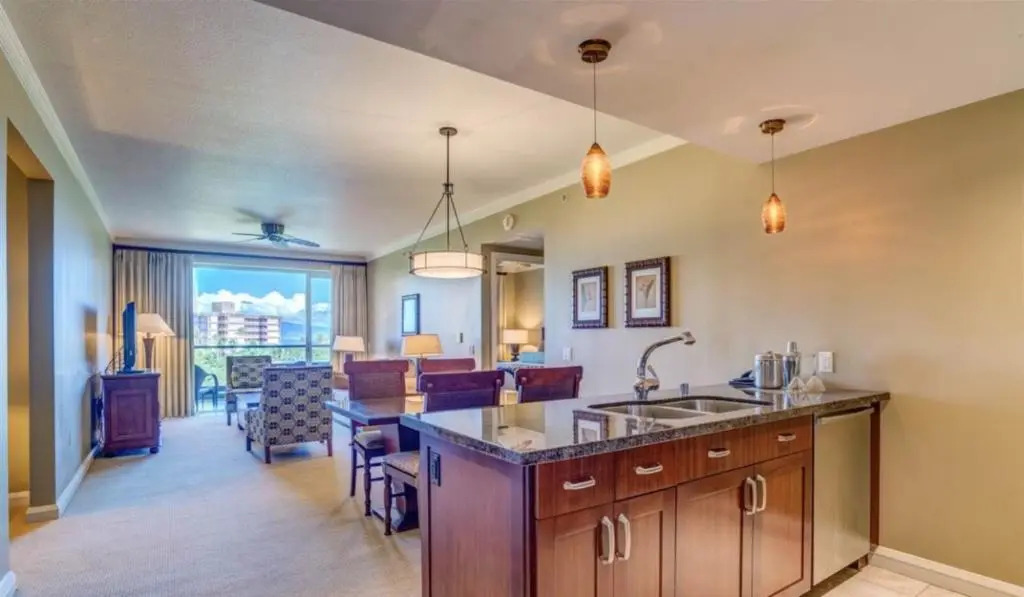 Ocean View Condo with Den in Magnificent Honua Kai K640