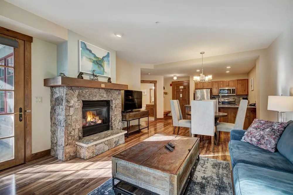 Bright, Mountain Modern Breckenridge Condo 1 Bedroom Condo