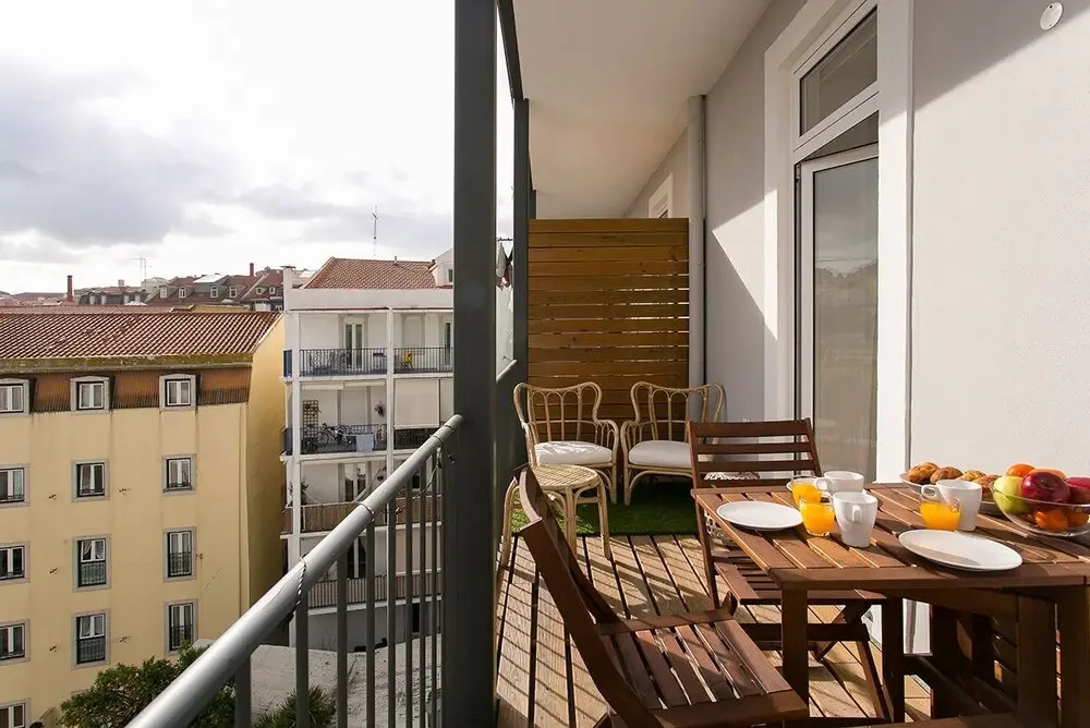 ALTIDO Charming 3BR home w/workspace&terrace by Intendente subway