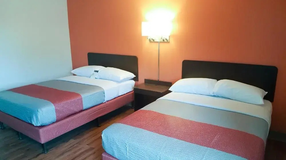 Motel 6-Maryland Heights, MO