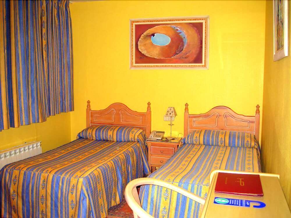 Plaza Dort Rooms IV