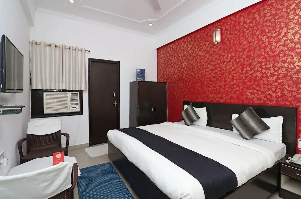 OYO 22711 Rajni Guest House
