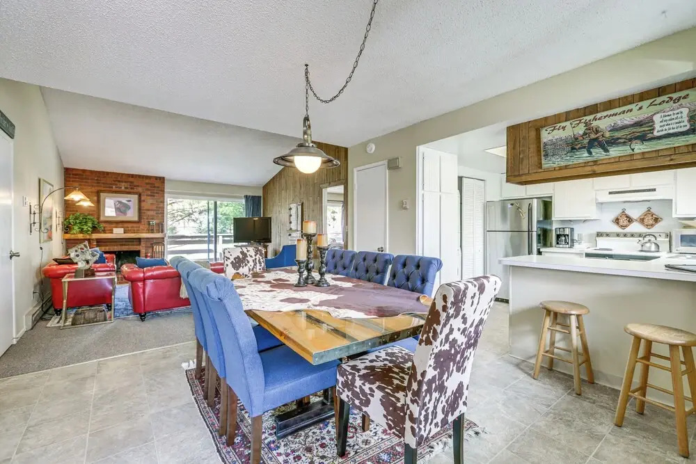 Carbondale Condo w/ Balcony & On-site Fly Fishing!