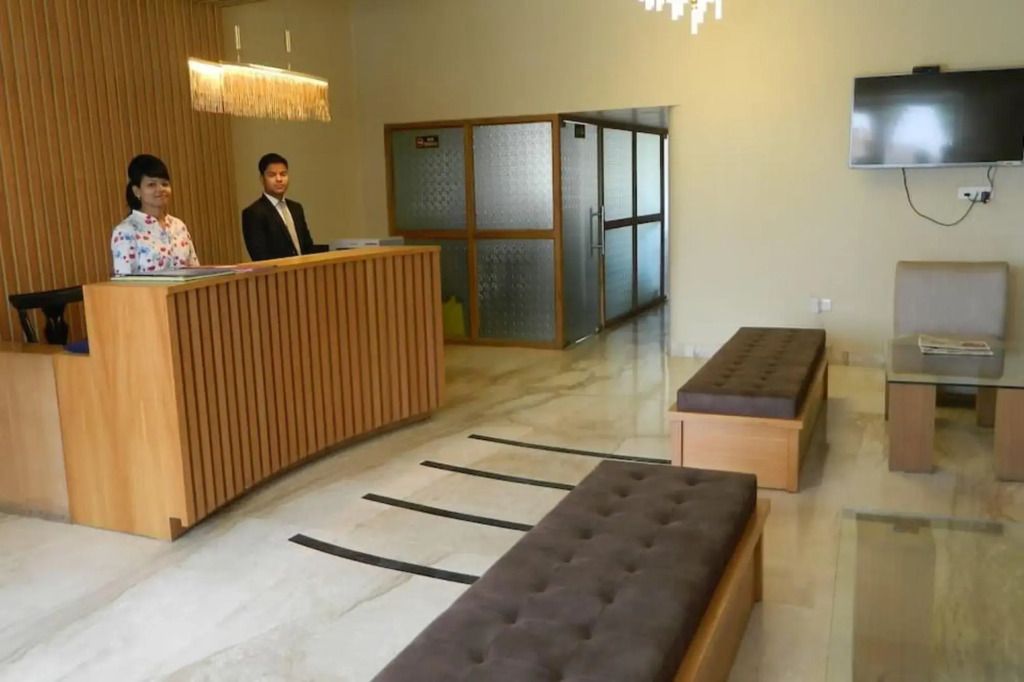 Suyash Palace Hotel