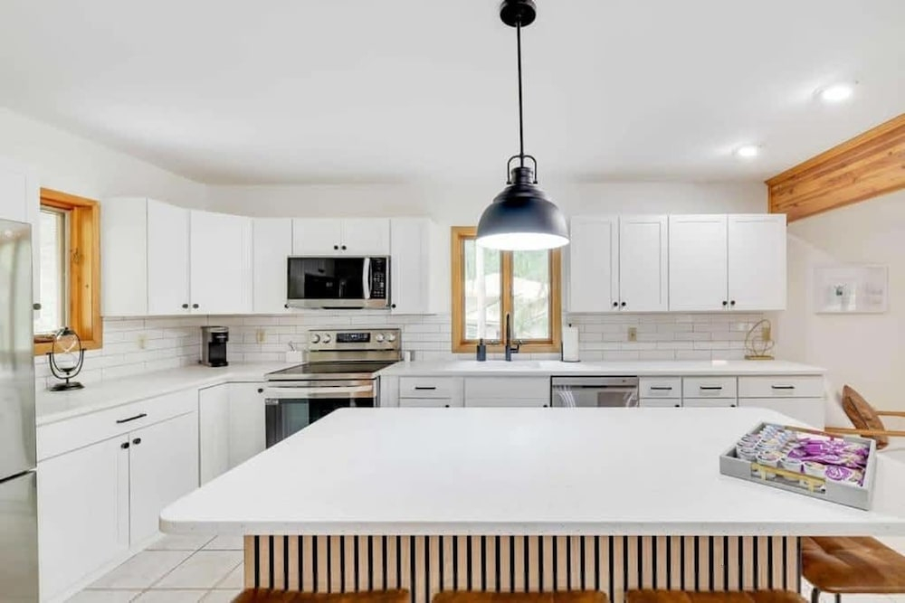 A Family Woodland Retreat