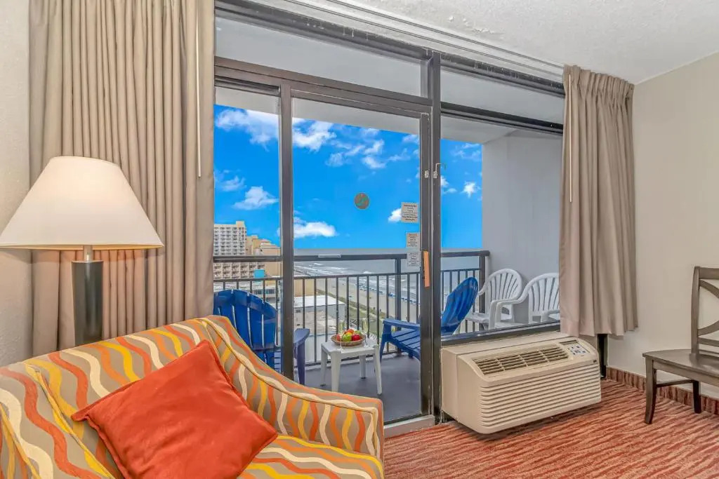 Ocean View Double Suite Great Views Landmark 1119