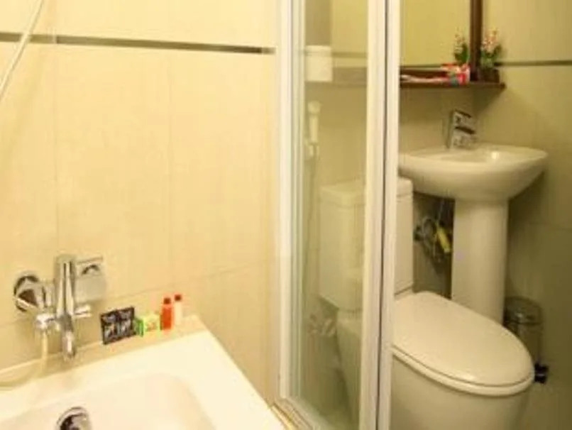 Loona Hotel