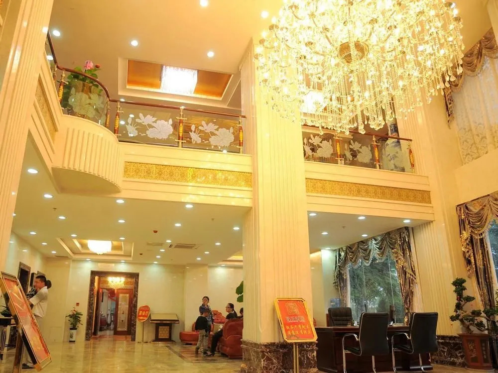 Longcheng Hotel