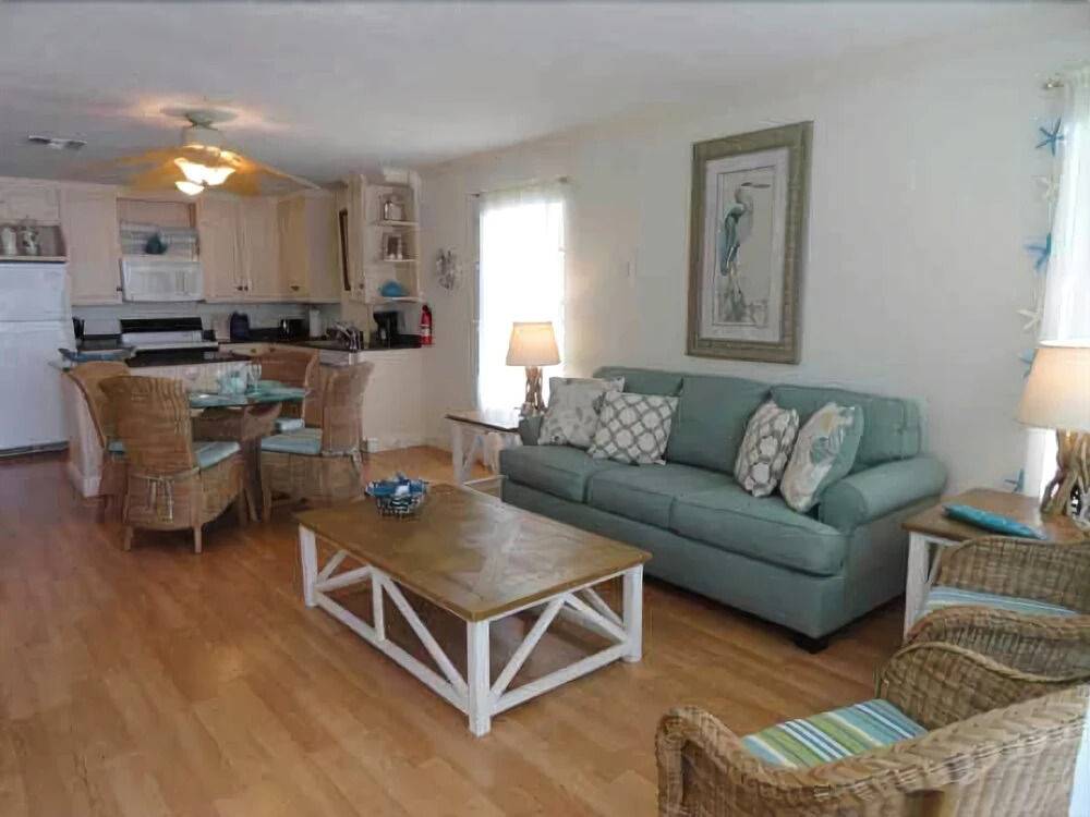 4 Beach Lovers - Unit 1