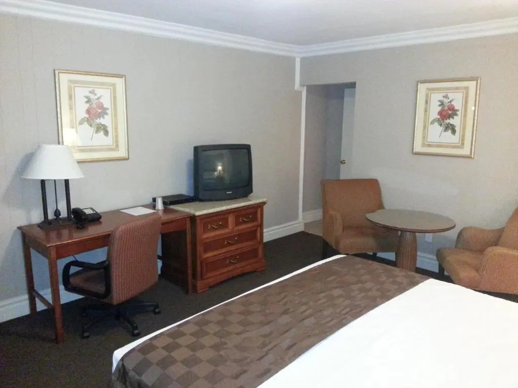 Pacific Motel