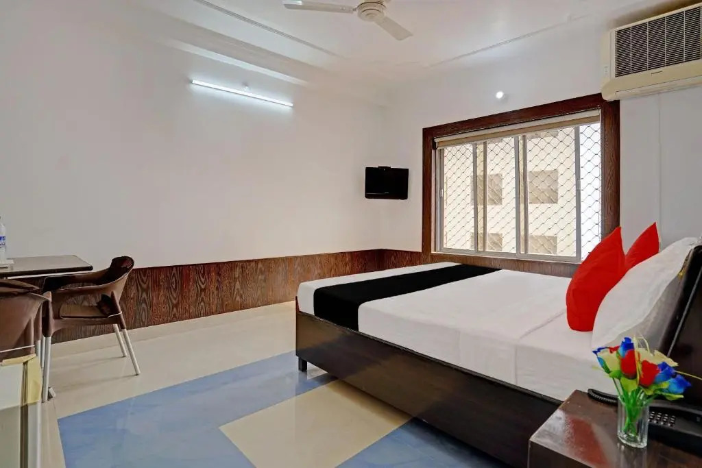 Hotel Chandralok