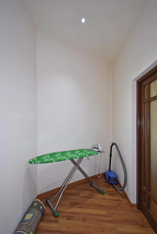 Tumanyan street 3 bedroom Deluxe apartment with Large Balcony TM662