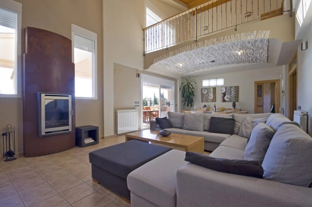 Villa - 5 Bedrooms with Pool, WiFi and Sea views - 105008