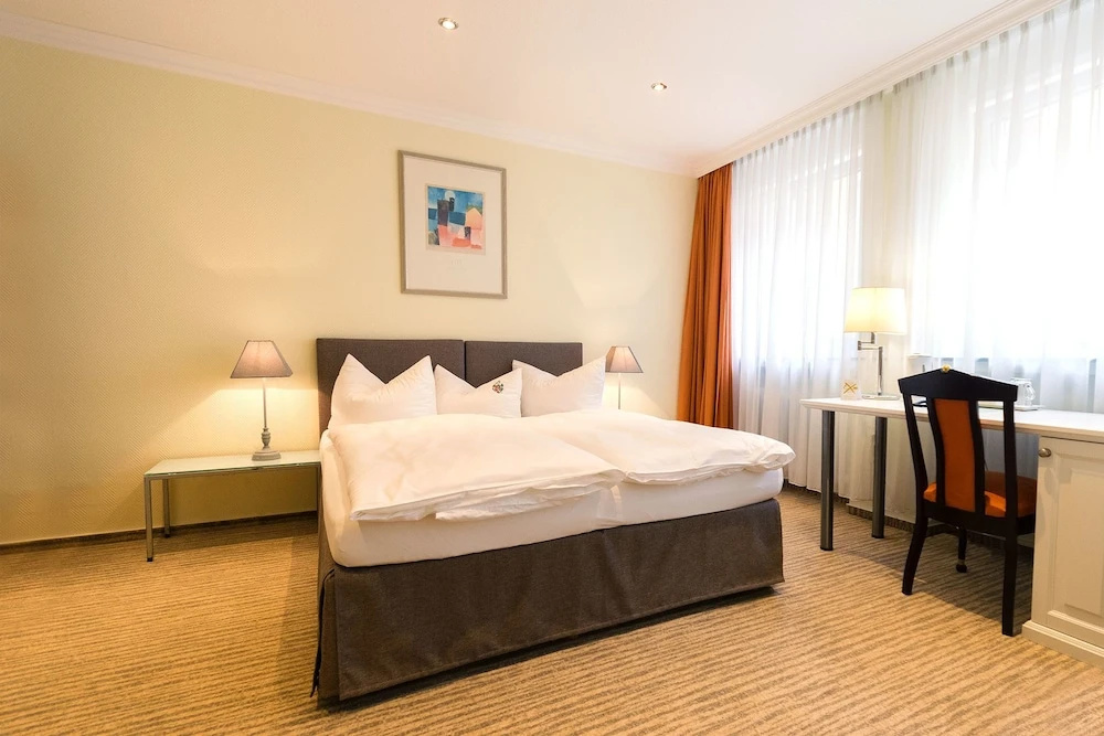 Intourhotel