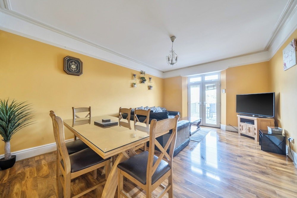 4Br Sea View Escape-Near Snowdonia& Coastal Trails