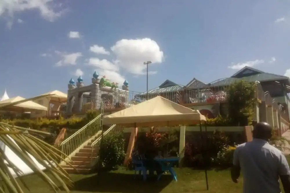 Flogarden Resort