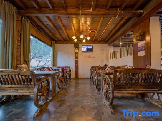 Theme Lovertree Holiday House