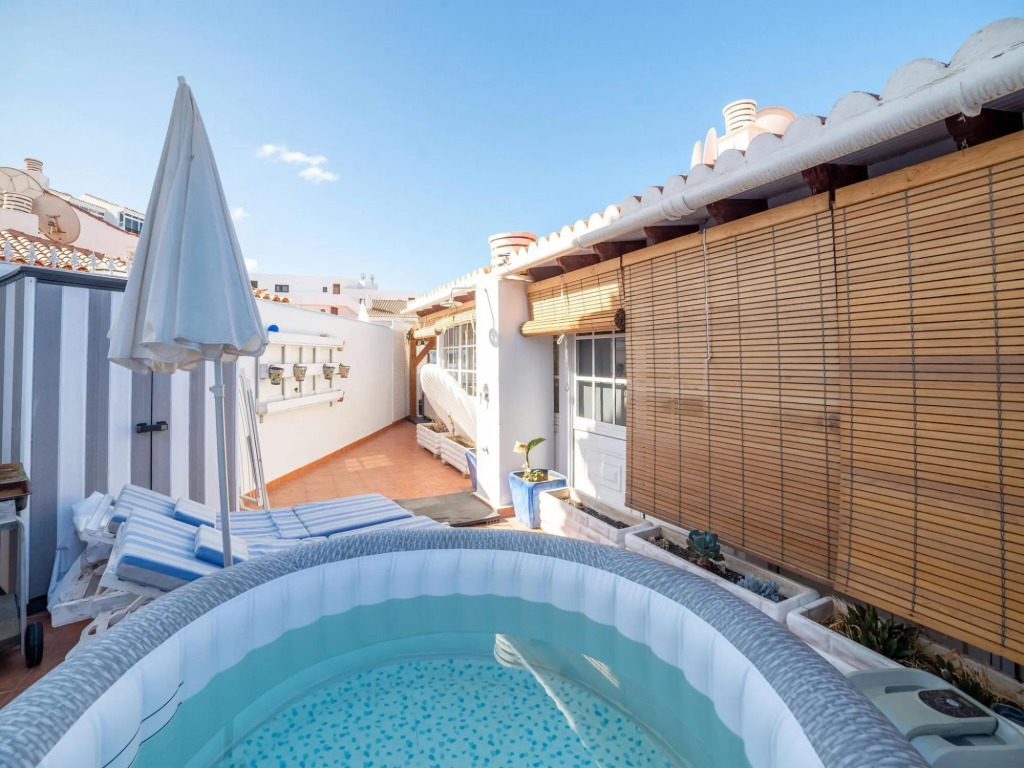 Welcoming apartment in Adeje with swimming pool