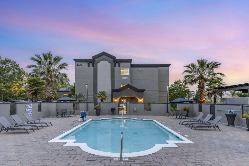 Best Western Plus Vineyard Inn