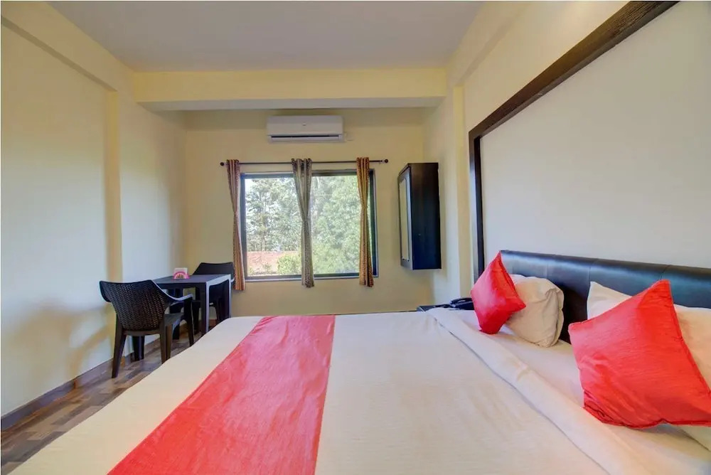 Treebo Paradise Inn, Panchgani