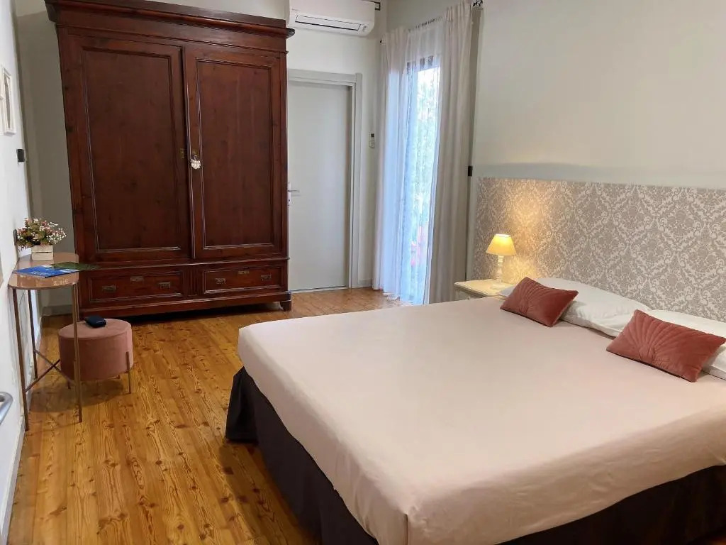 Victoria House B&B