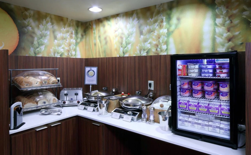 SpringHill Suites by Marriott Newark International Airport