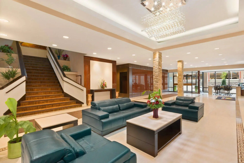 Days Inn - Prince George