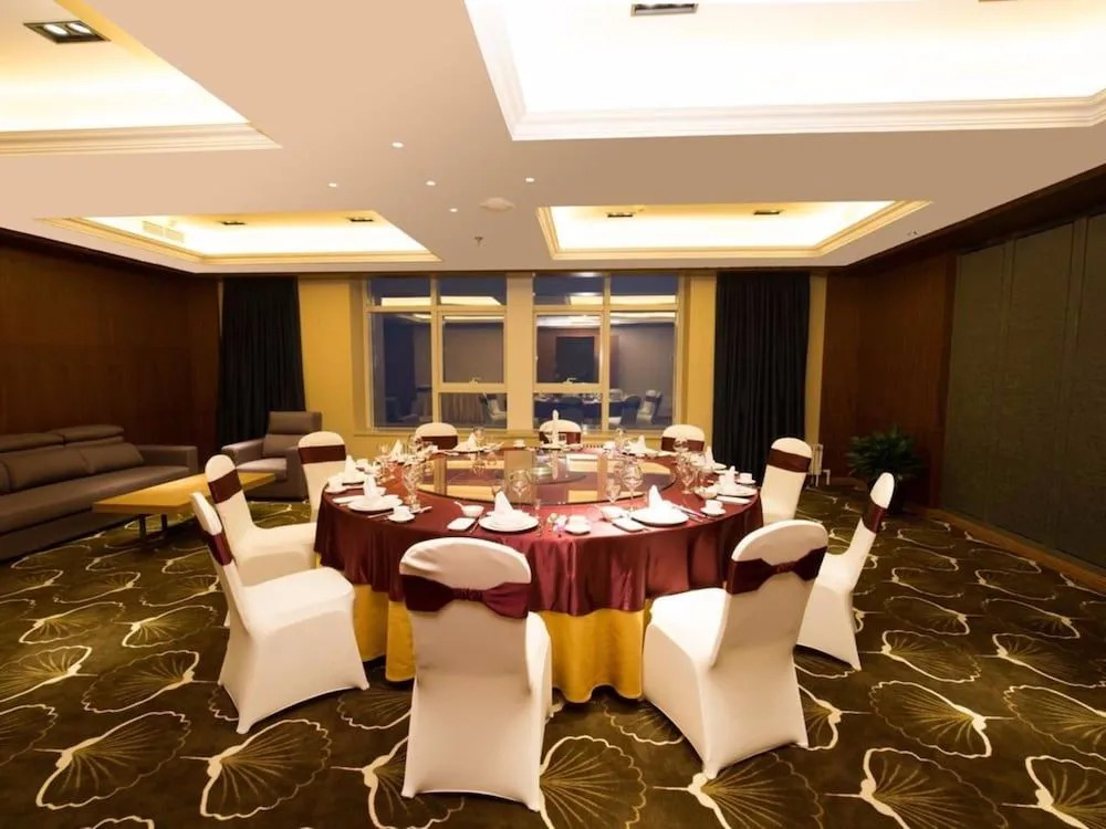 Herton Hotel Dalian
