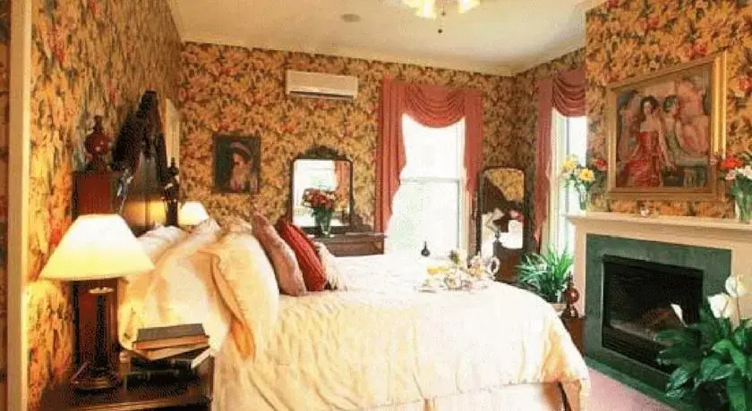 James B. Finch Inn