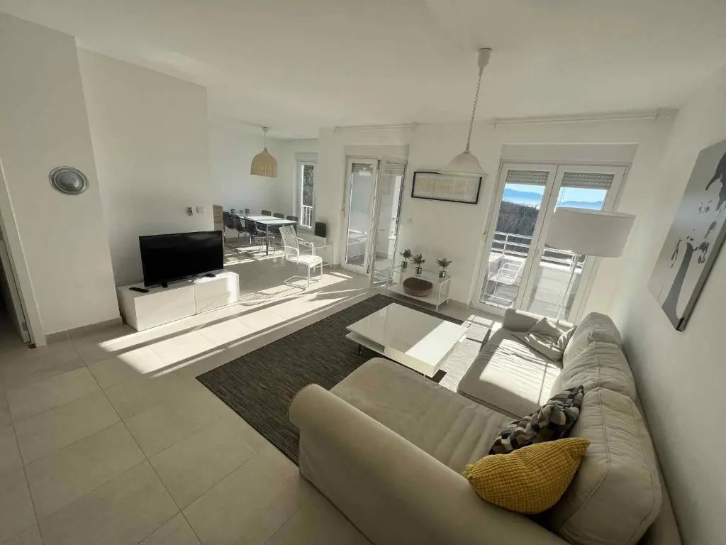 Apartment in Crikvenica 42636